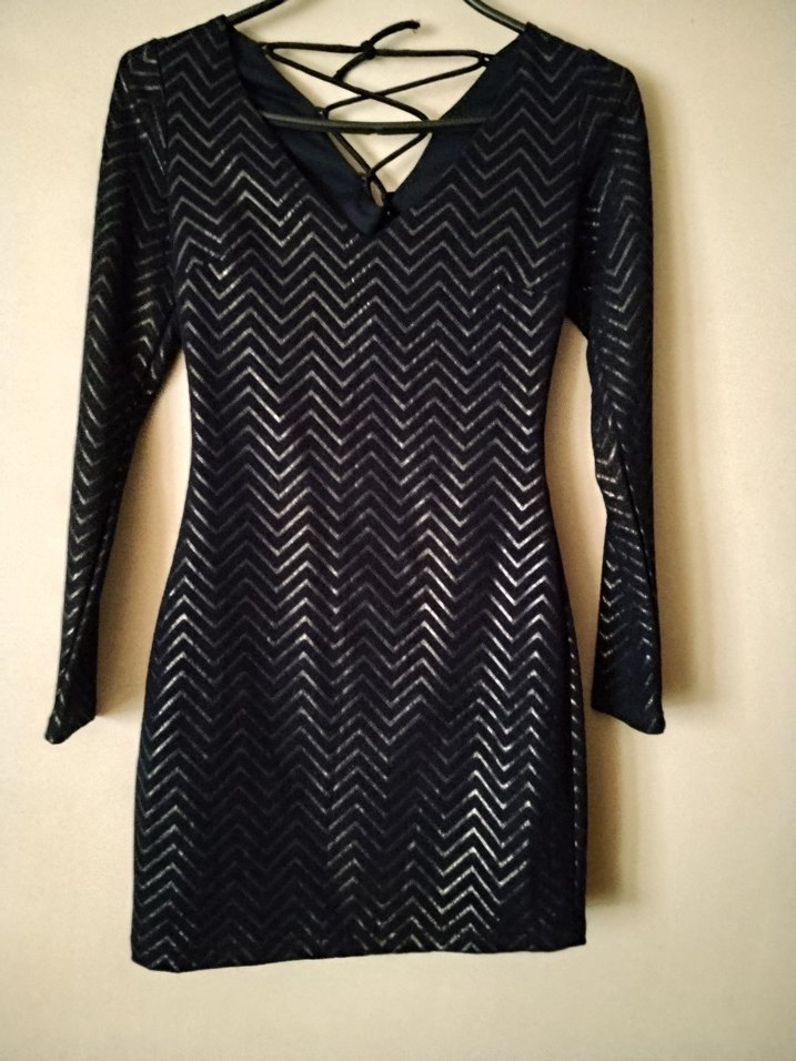 V Yakalı Siyah Uzun Gotik Elbise - Görsel 2