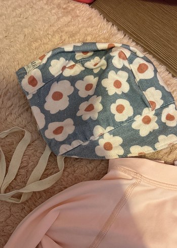 Uzun Kollu Pembe 50 spf güneş korumalı mayo üst ve şapka - Görsel 3