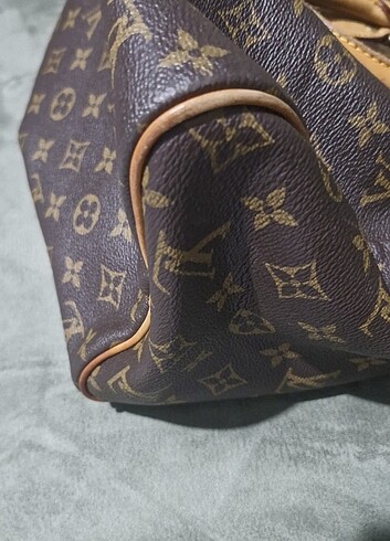 Louis Vuitton Louis Vuitton spedy 30