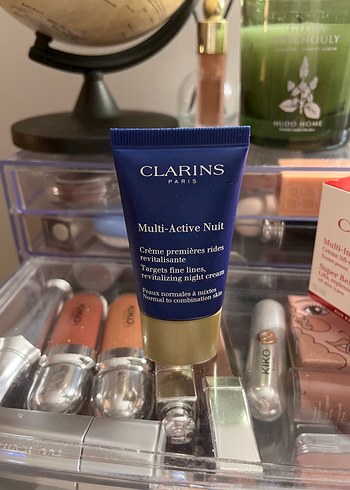 Clarins ürünü
