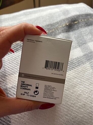 Beden The Ordinary Niacinamide Powder
