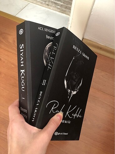 Siyah kuğu kitap