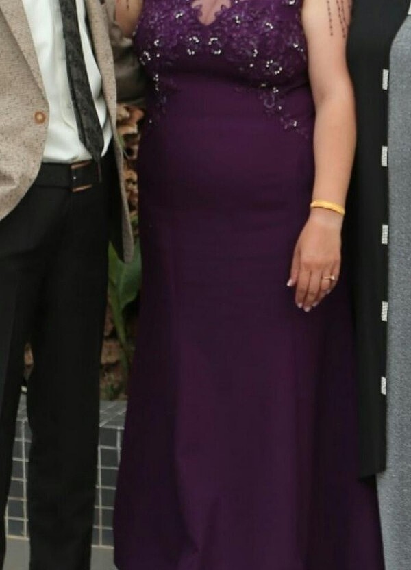 Cok şık gece elbisesi - Görsel 3