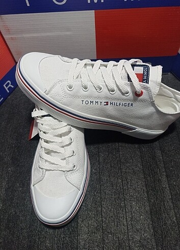 38 Beden beyaz Renk Tommy Hilfiger Converse