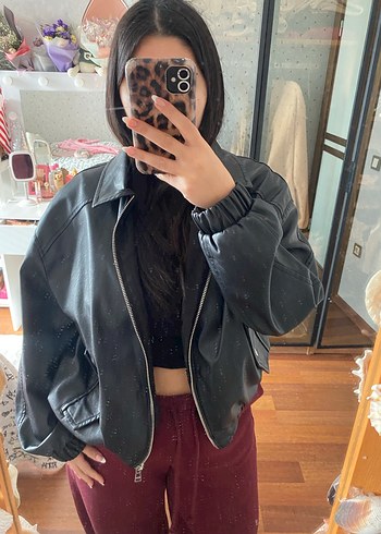 Siyah Deri Fermuarlı Kadın Ceket - Görsel 3