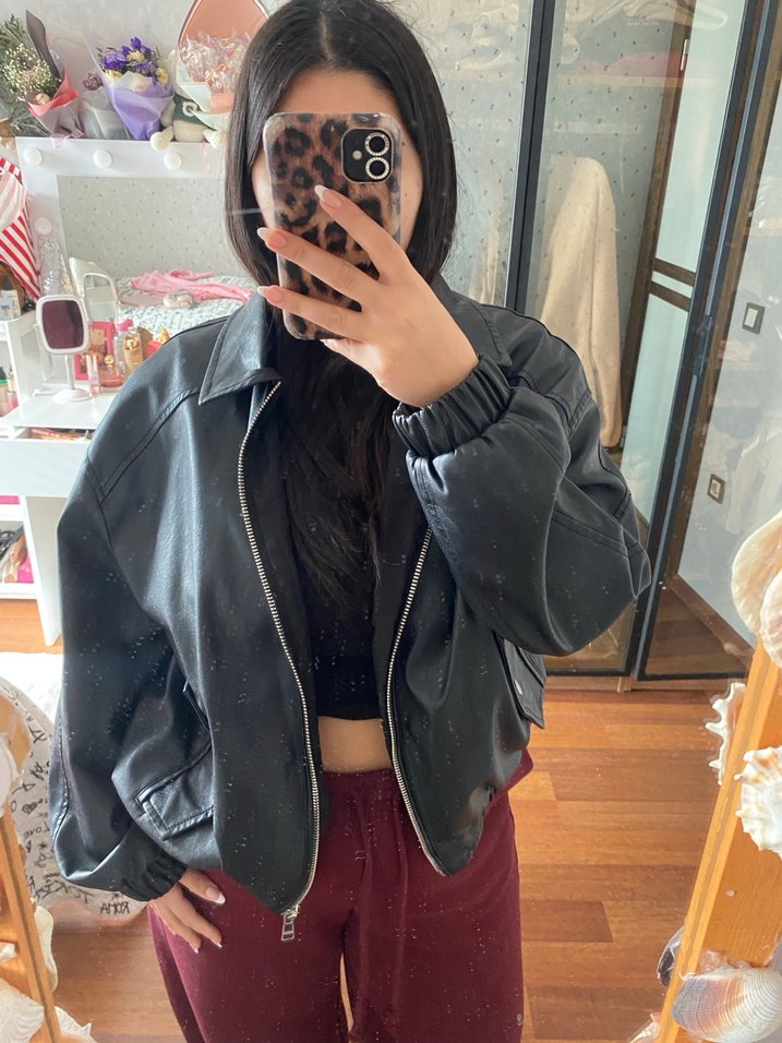 Siyah Deri Fermuarlı Kadın Ceket - Görsel 3
