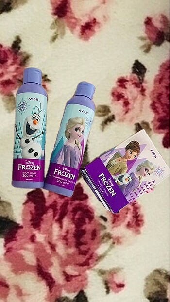 Avon disnep set