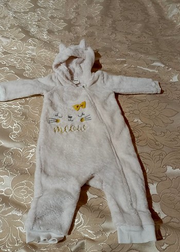 Kapüşonlu Beyaz Kürklü Bebek Tulumu - Görsel 4