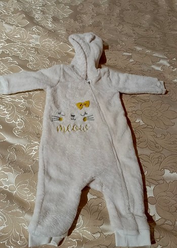 Kapüşonlu Beyaz Kürklü Bebek Tulumu - Görsel 2