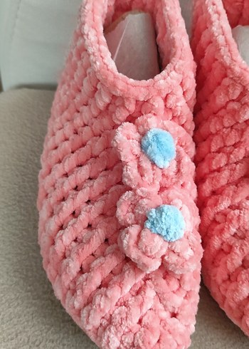 Crocs Renkli Nakışlı Pembe Örgü Kadın Ev Terliği