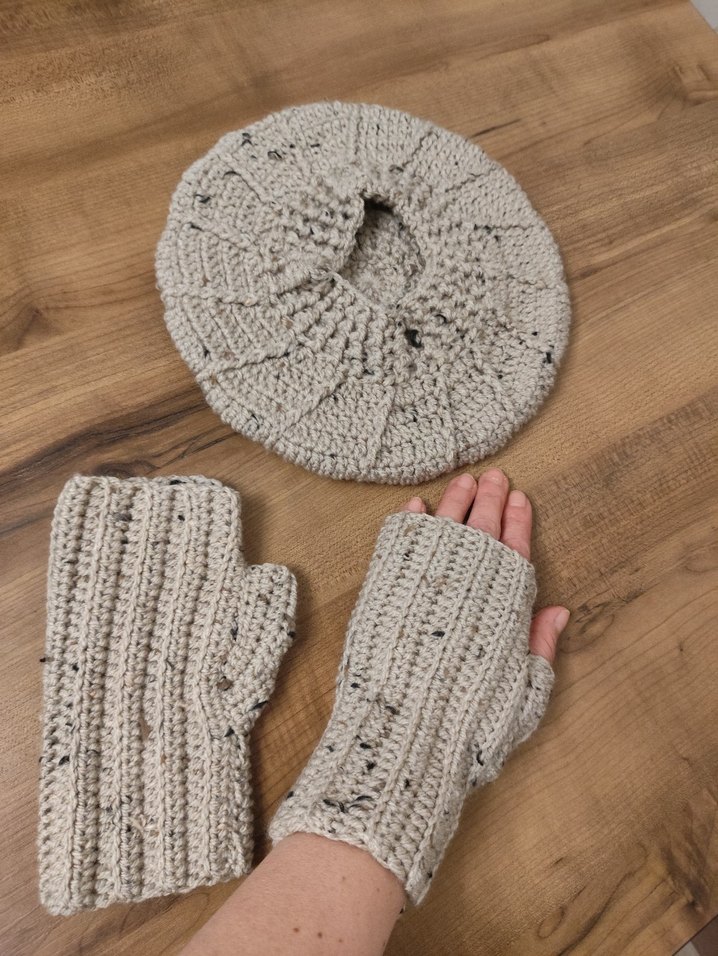 Bej Örgü Parmaksız Eldiven ve bere takım - Görsel 2