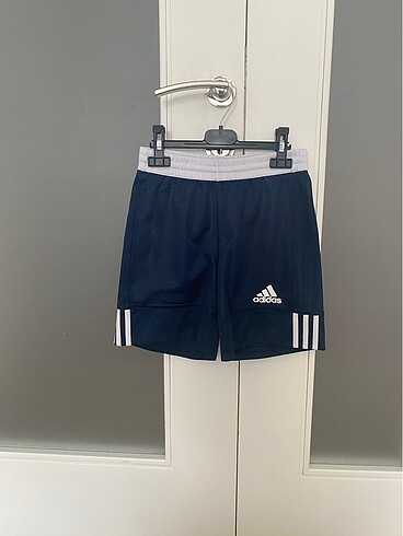 Adidas Basket Şortu (9-10yaş)