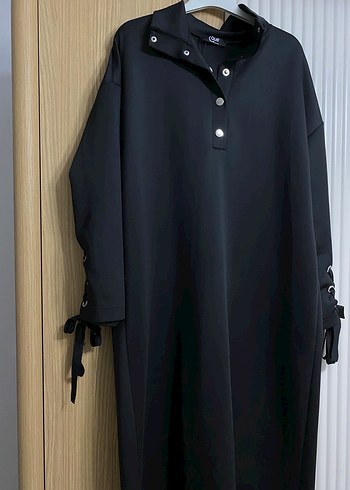 Siyah Düğmeli Uzun Salaş Kadın Elbise - Görsel 4