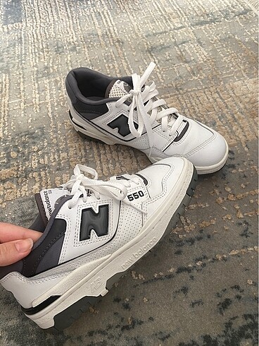 37,5 Beden beyaz Renk New Balance 550 Koyu Gri