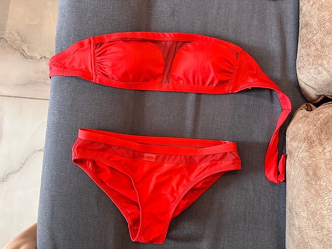 Pierre cardin kırmızı bikini takımı S beden