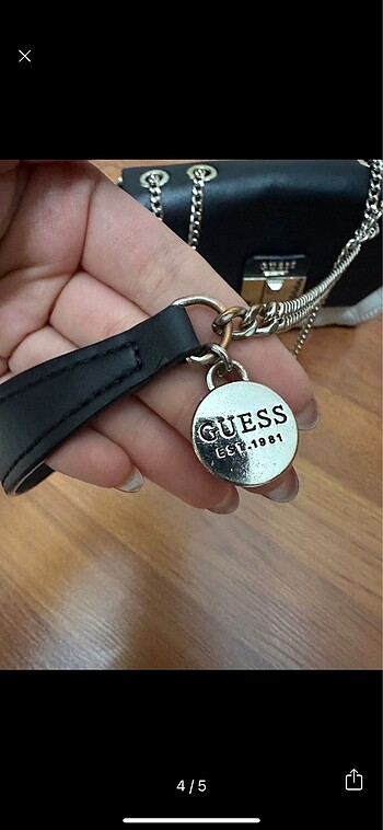  Beden siyah Renk guess çapraz çanta