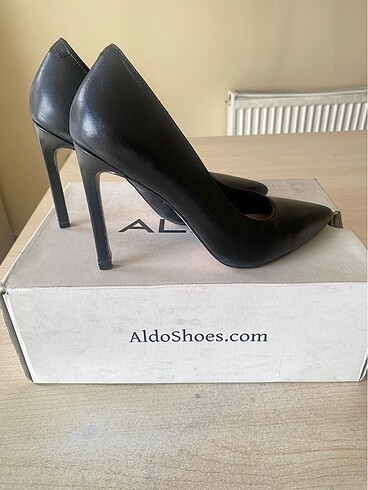 Aldo stiletto