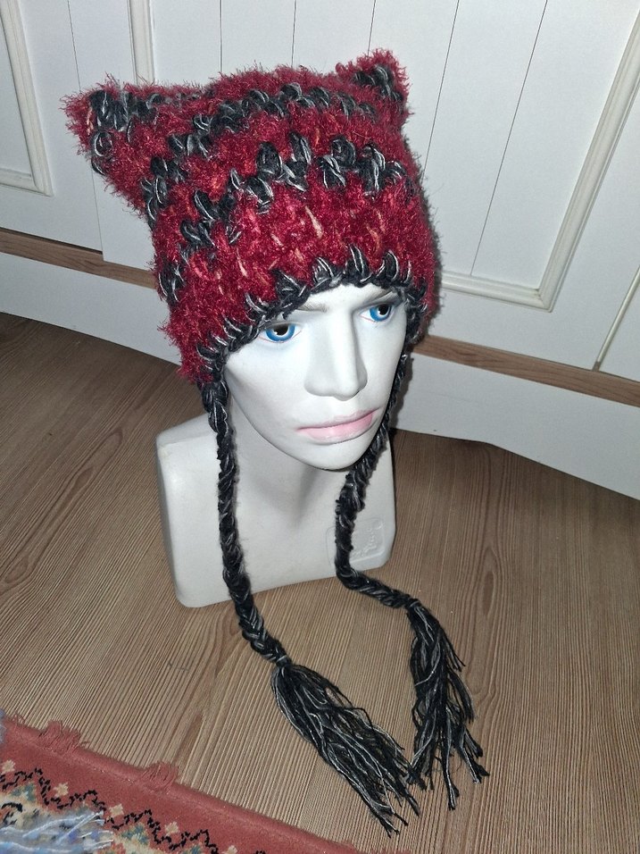 Bordo Örgü Kadın Bere Kulaklıklı - Görsel 4