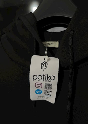 Siyah Kapüşonlu Rahat Kesim Takım - Görsel 2