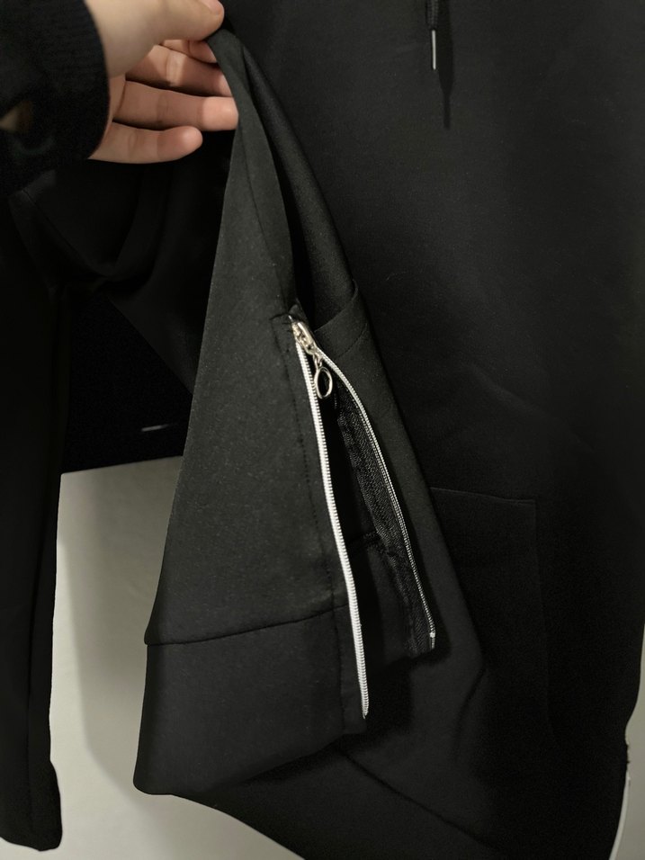 Siyah Kapüşonlu Rahat Kesim Takım - Görsel 3