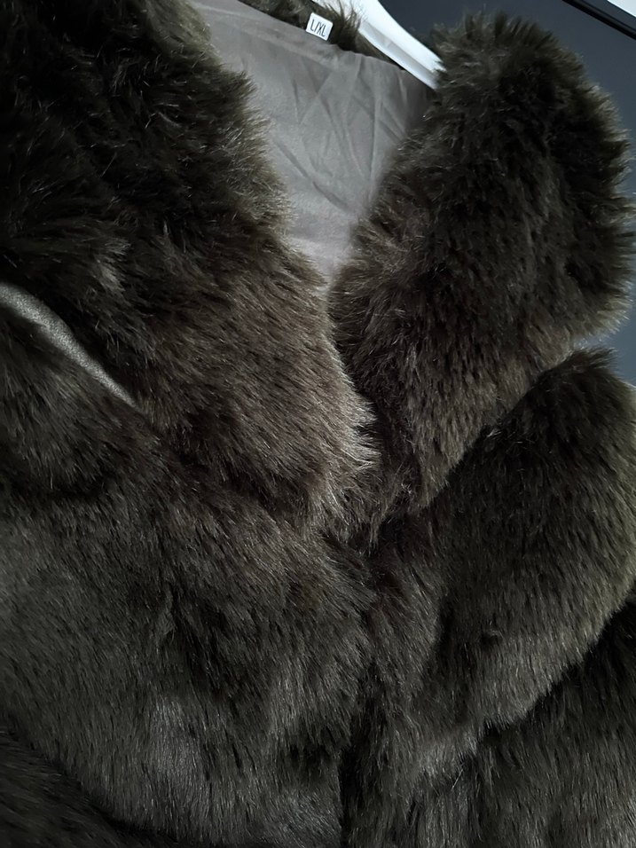 Haki Yeşili Kürk Detaylı Kadın Yelek - Görsel 3