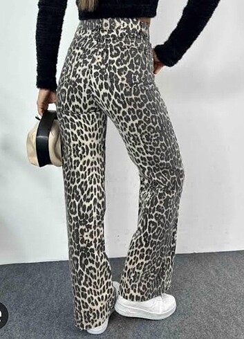 Zara Zara Leoparlı Kot Pantolon 