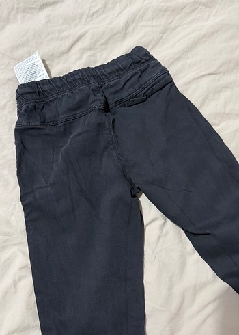 Zara Siyah Bol Kesim Kemerli Erkek Kot Pantolon
