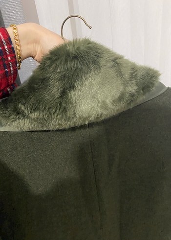 Kürk Yaka Haki Kadın Kaban - Görsel 5