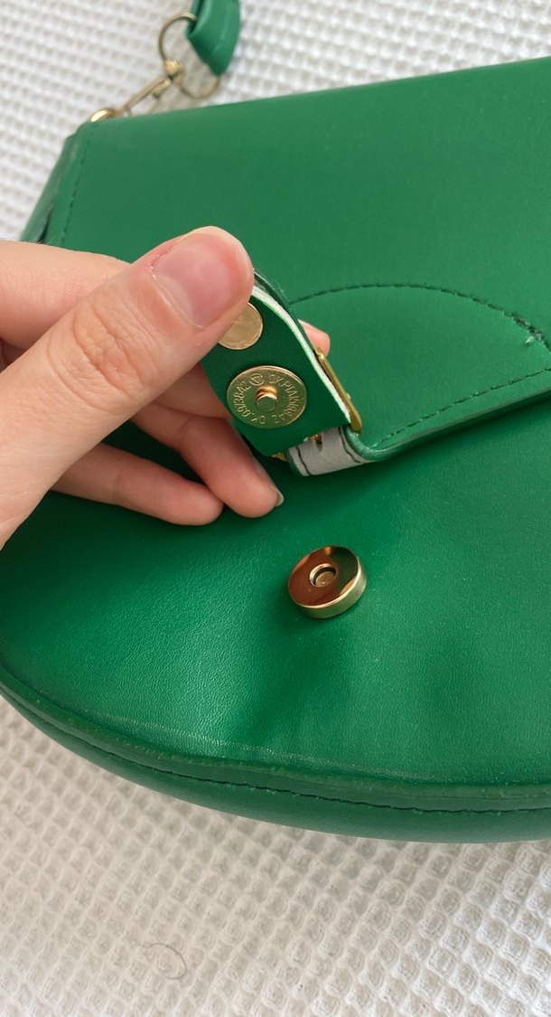 Yeşil Deri Tokalı Kadın Çanta - Görsel 3