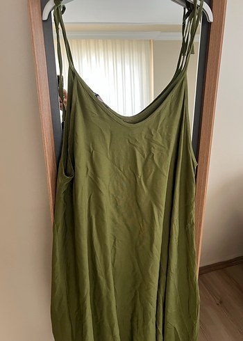 l Beden Kolsuz V Yakalı Khaki Midi Elbise