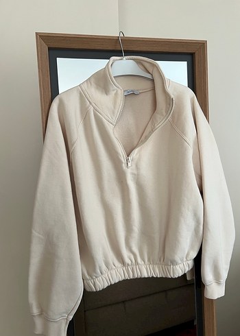 l Beden ten rengi Renk Bej Yüksek Yakalı Fermuarlı Sweatshirt