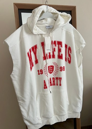 Beyaz Kolsuz Kapüşonlu Sweatshirt