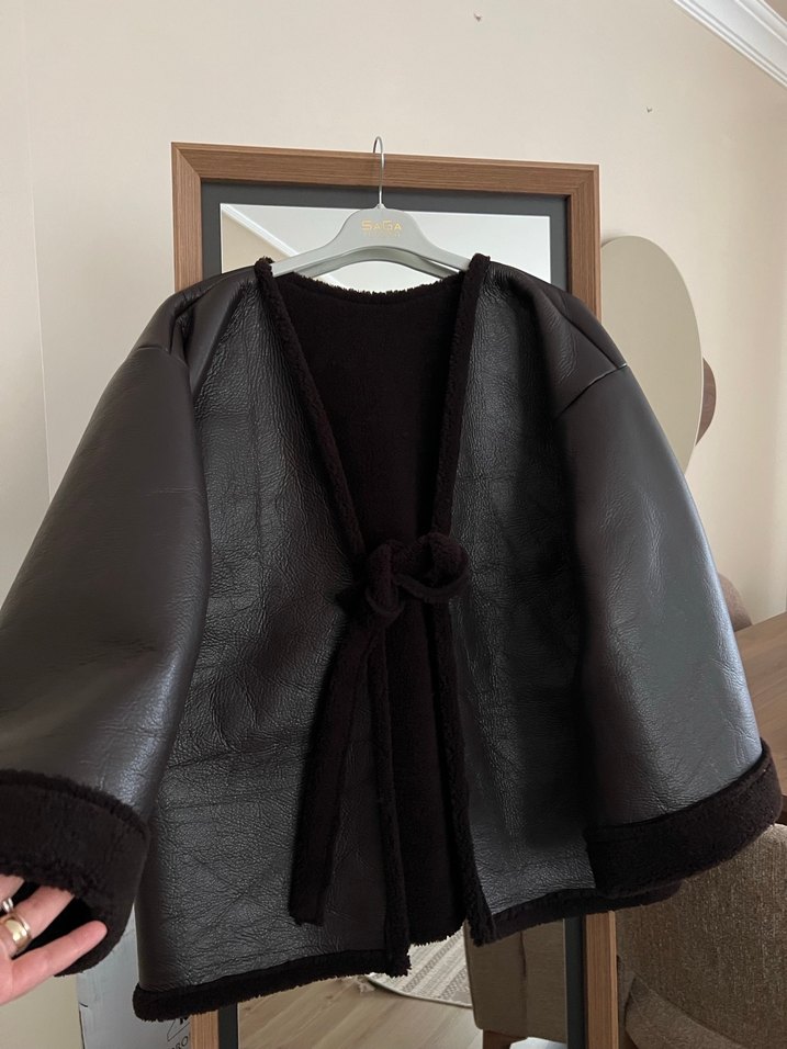 Kahverengi Deri Kuşaklı Midi Ceket - Görsel 2