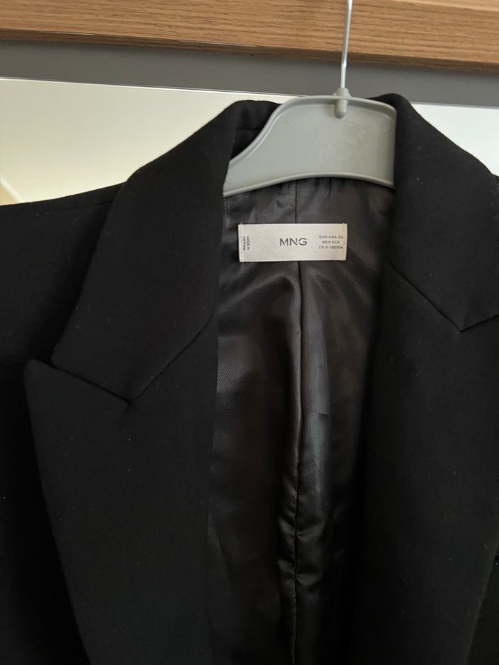 Siyah Düğmeli Kadın Blazer Ceket - Görsel 2