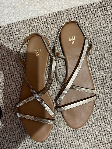 H&M Sandalet gold