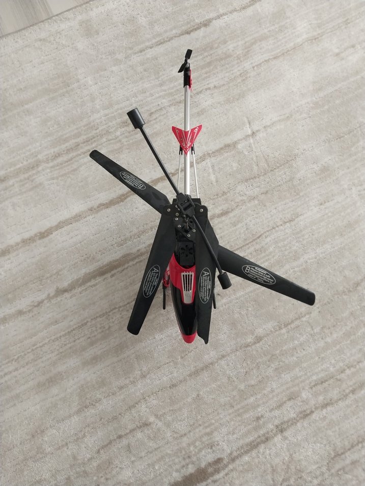 Kırmızı Siyah Helikopter Oyuncak - Görsel 3