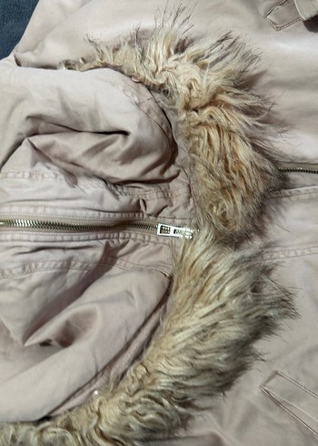 Mavi marka  Kapüşonlu Kürklü Kadın Mont - Görsel 3