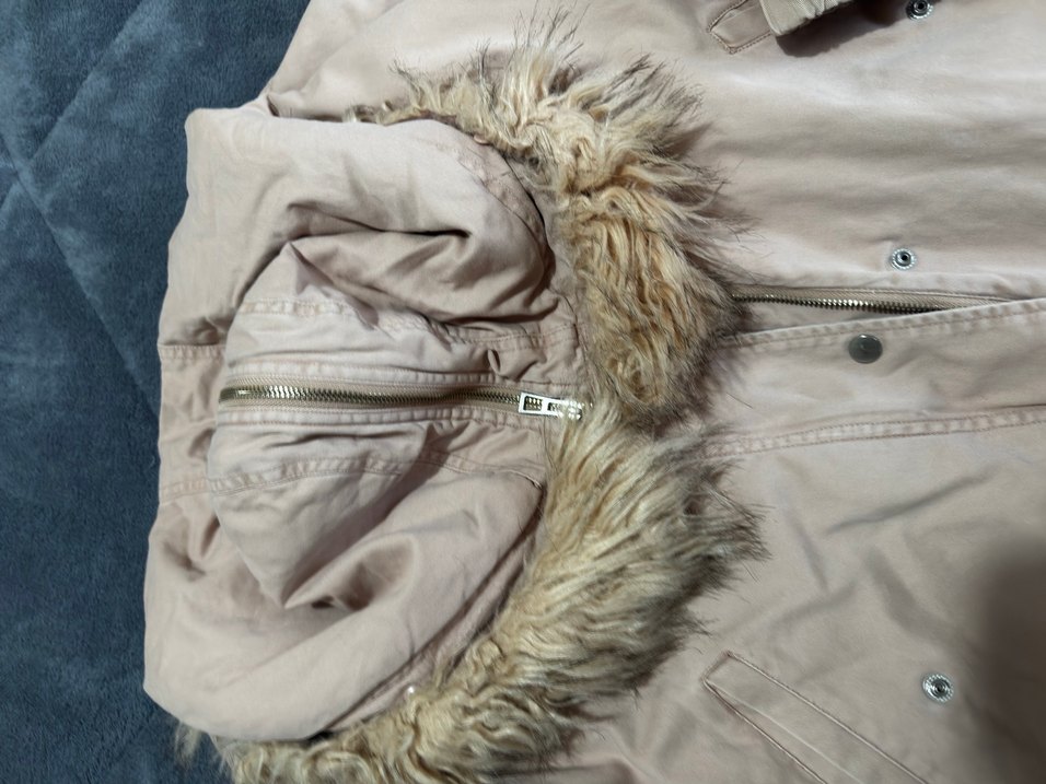 Mavi marka  Kapüşonlu Kürklü Kadın Mont - Görsel 3