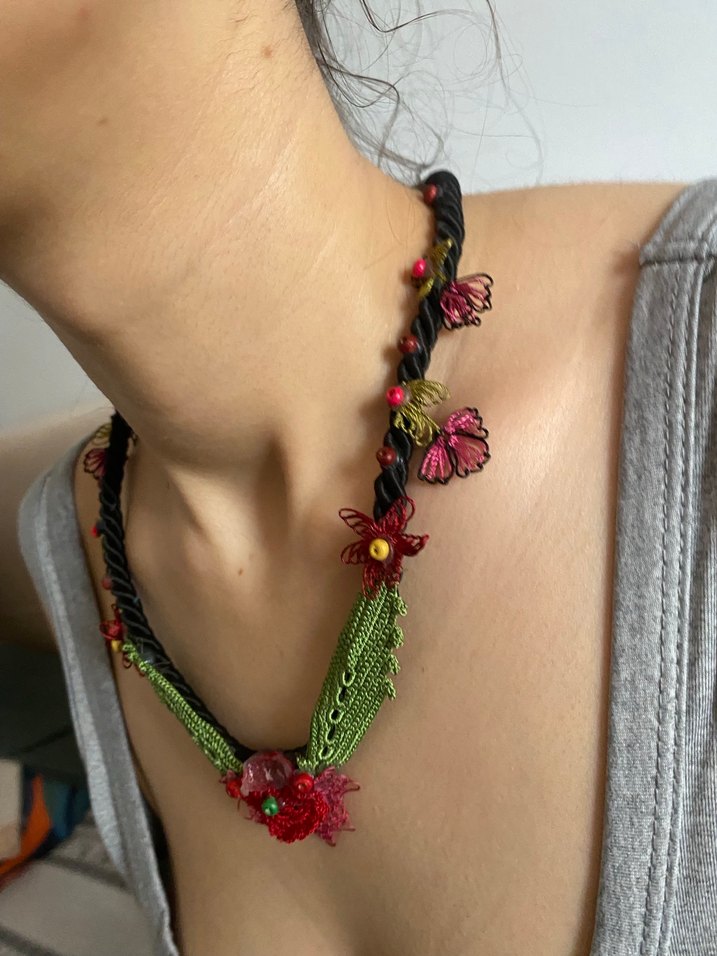 Renkli Nakışlı Uzun Bohem Boncuklu Kolye - Görsel 2