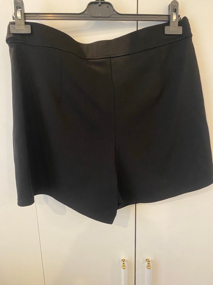 Siyah Kemerli Mini Şort Etek - Görsel 2