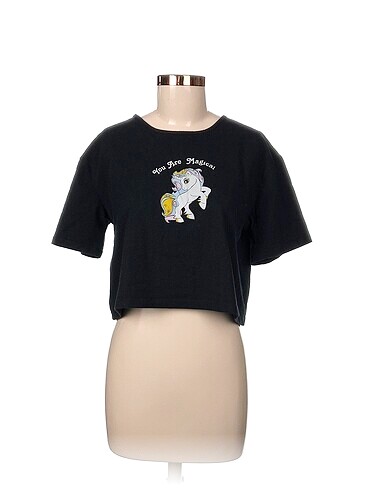 Trendyol & Milla T-shirt %70 İndirimli.