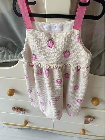24-36 Ay Beden Zara elbiyse