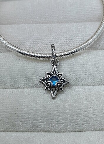 Yıldız ışıltılı charm 
