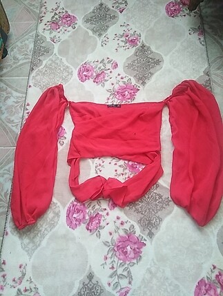Kırmızı bluz