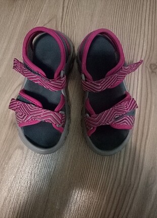 Decathlon sandalet