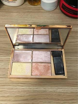 Sleek Aydınlatıcı