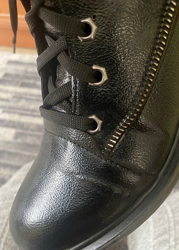 Siyah kadın bot - Görsel 7