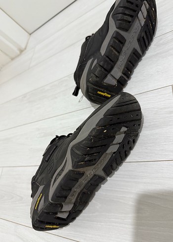 42 Beden siyah Renk Orjinal Skechers Outdoor Erkek ayakkabı