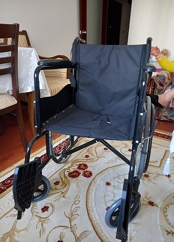 Tekerlekli sandalye 