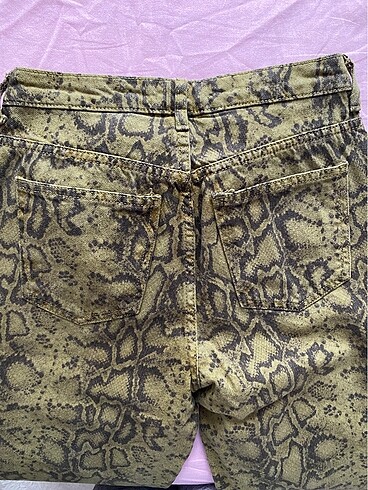 Bershka Mom jean